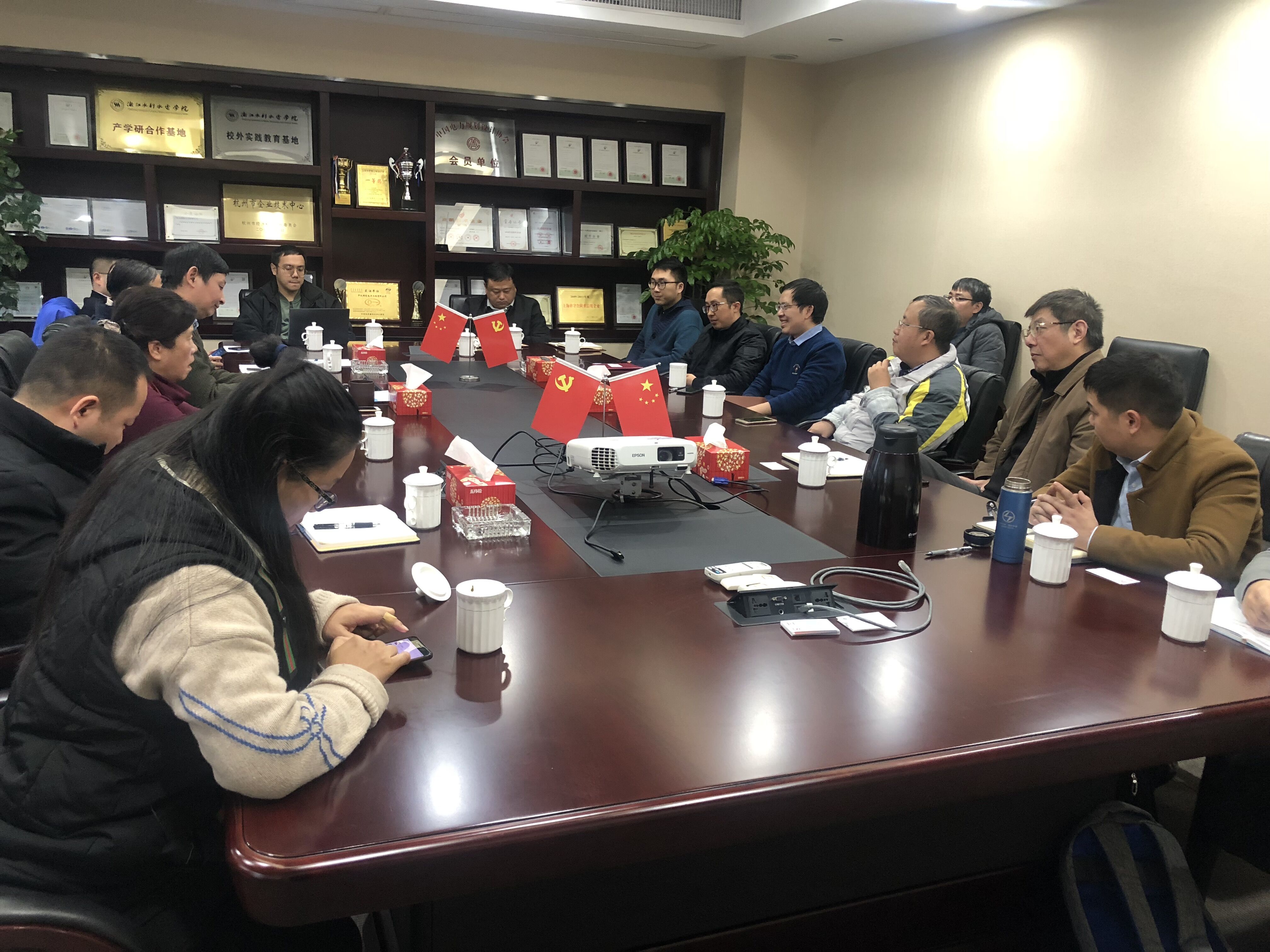 1577258778753111.jpg QQ图片20191225110031.jpg